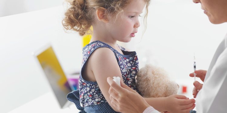 शिशु को 9 महीने की उम्र में लगाये जाने वाले टीके पोलियो वैक्सीन (OPV) टीका